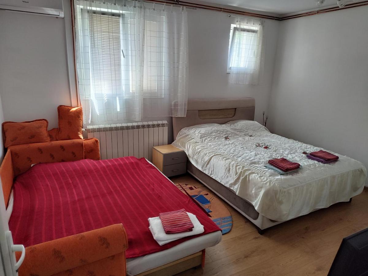 Apartman Anastasija Surčin 外观 照片