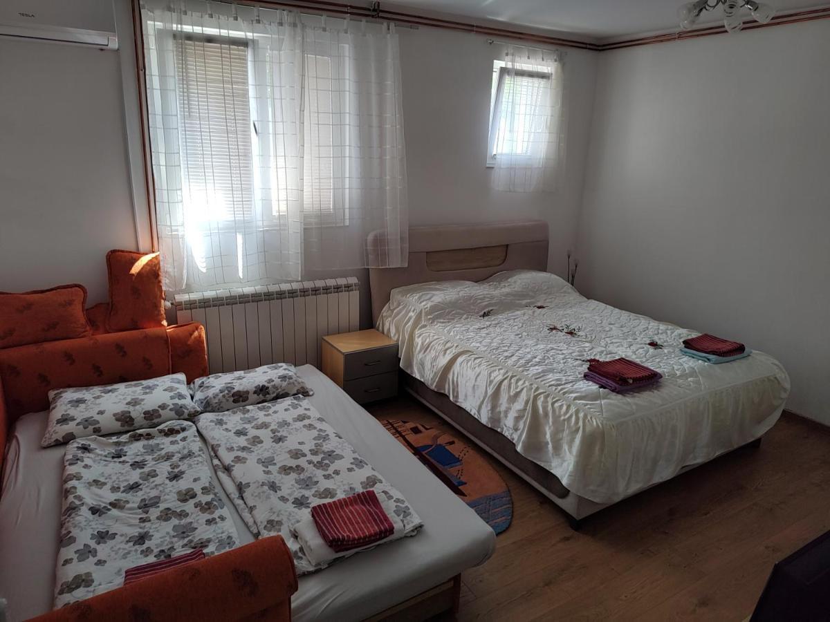 Apartman Anastasija Surčin 外观 照片