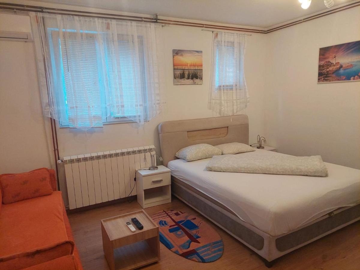 Apartman Anastasija Surčin 外观 照片